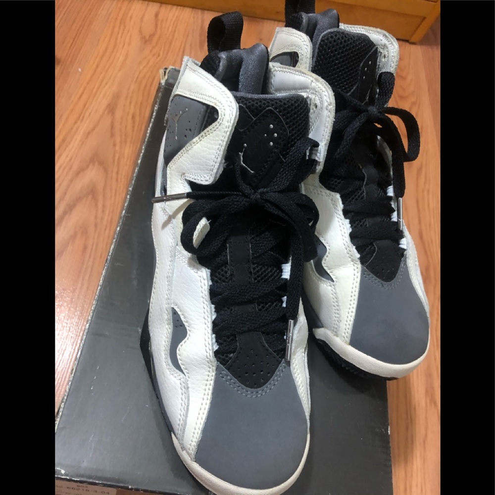 Jordan true flight